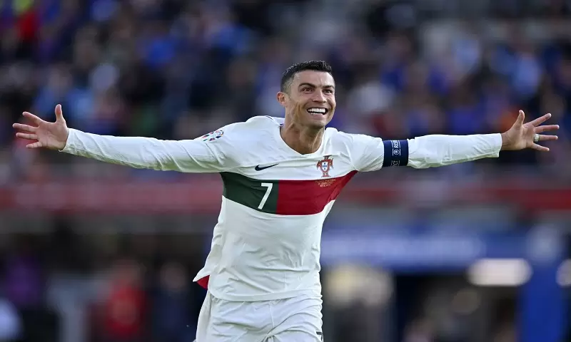 Ronaldo ghi được 870 bàn thắng